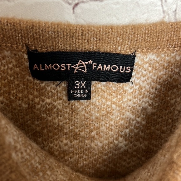 Almost Famous Tan and White plaid Print Sweater Twinset - Picture 8 of 13
